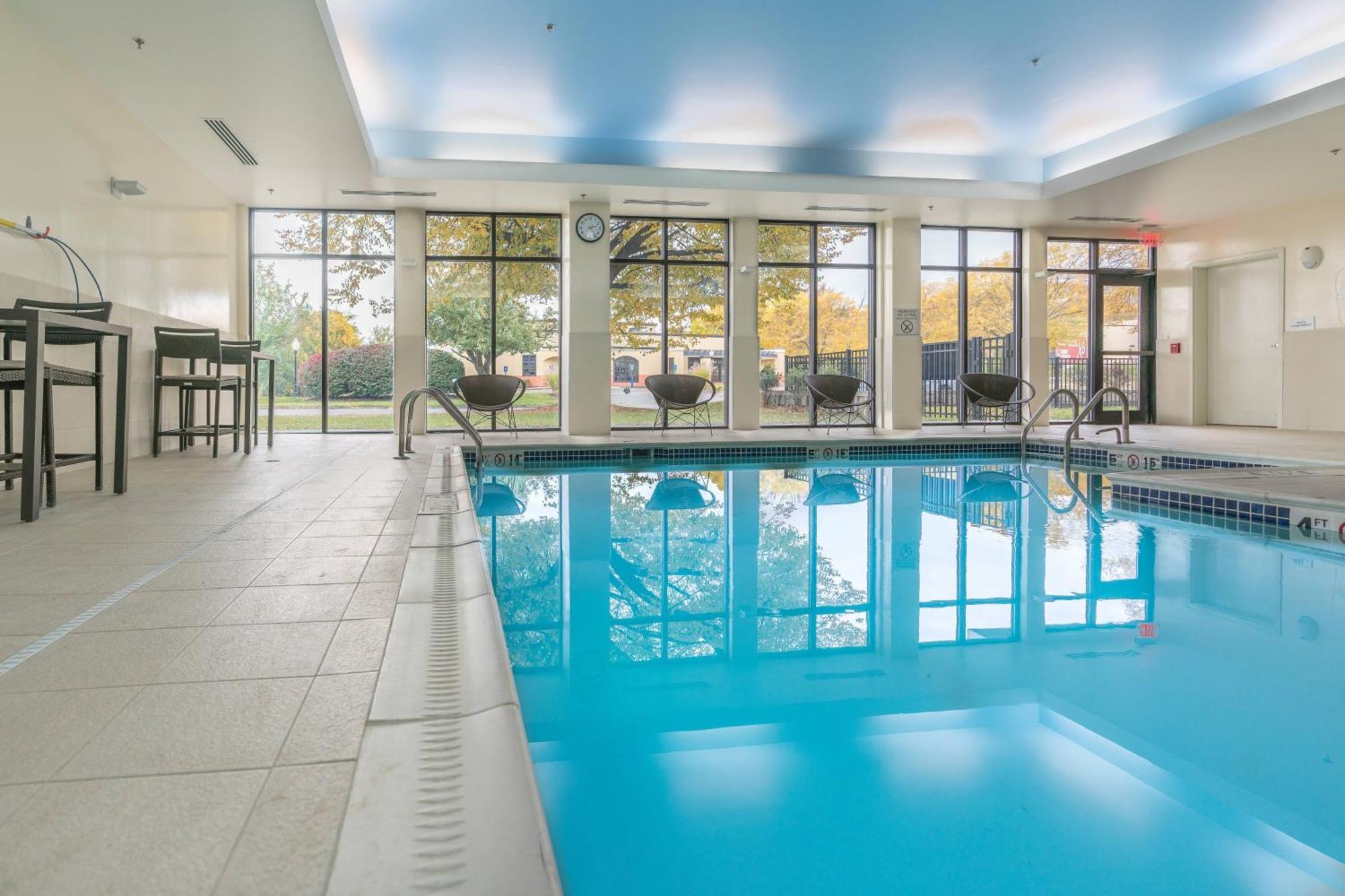 Courtyard By Marriott West Springfield Hotel Luaran gambar